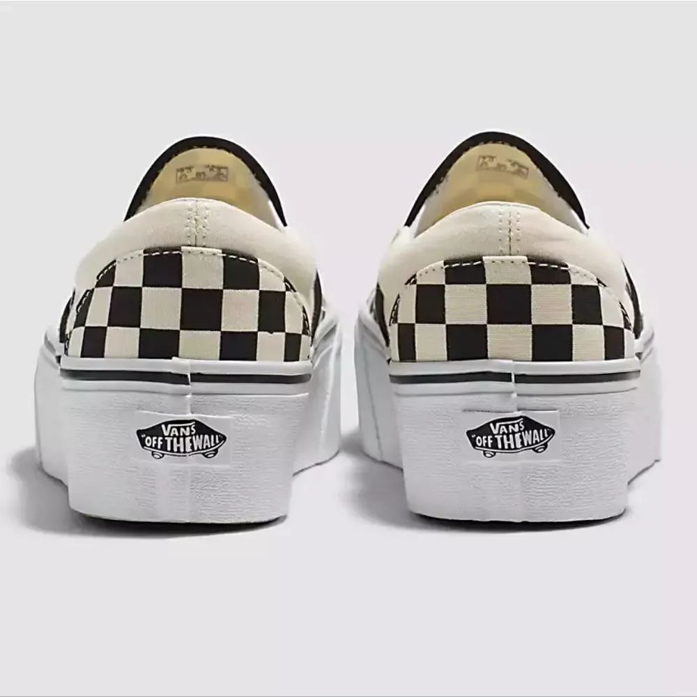 Classic Slip-on Platform - Picture 4 of 5